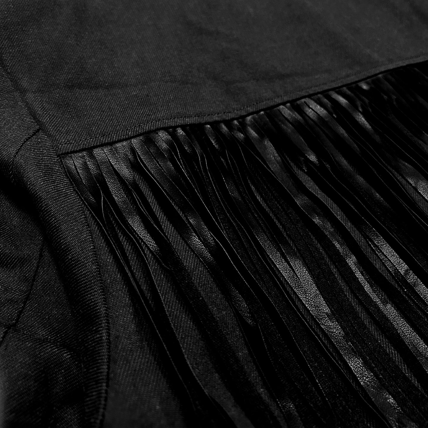 FRINGE LOOSE JACKET / BLACK