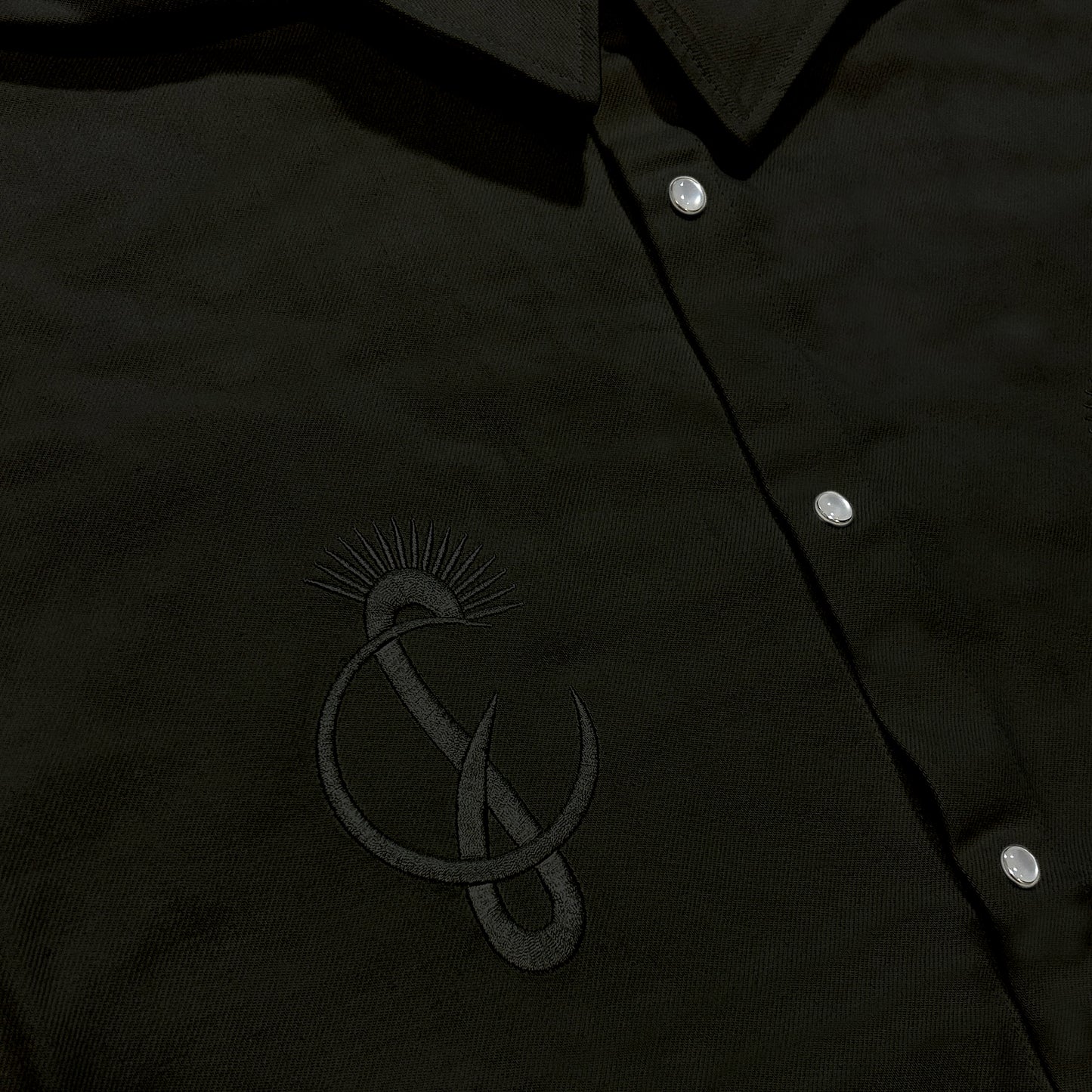 SIDE LACE SHIRT / BLACK
