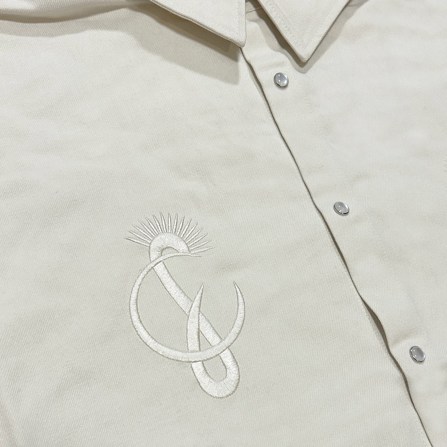 SIDE LACE SHIRT / BEIGE