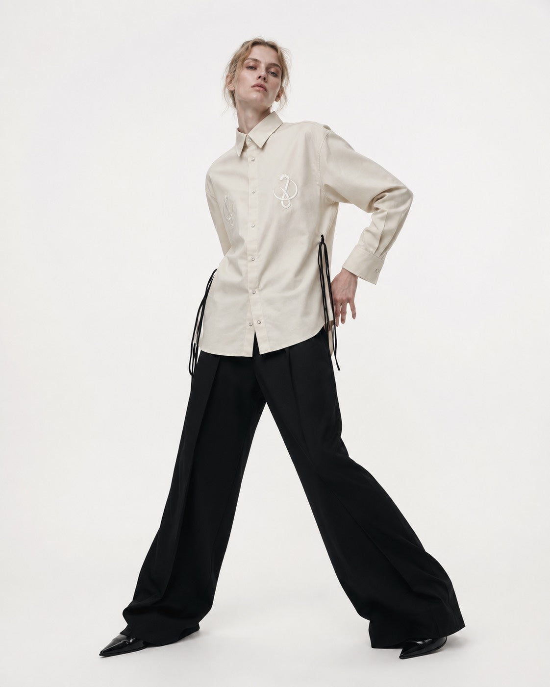 SIDE LACE SHIRT / BEIGE