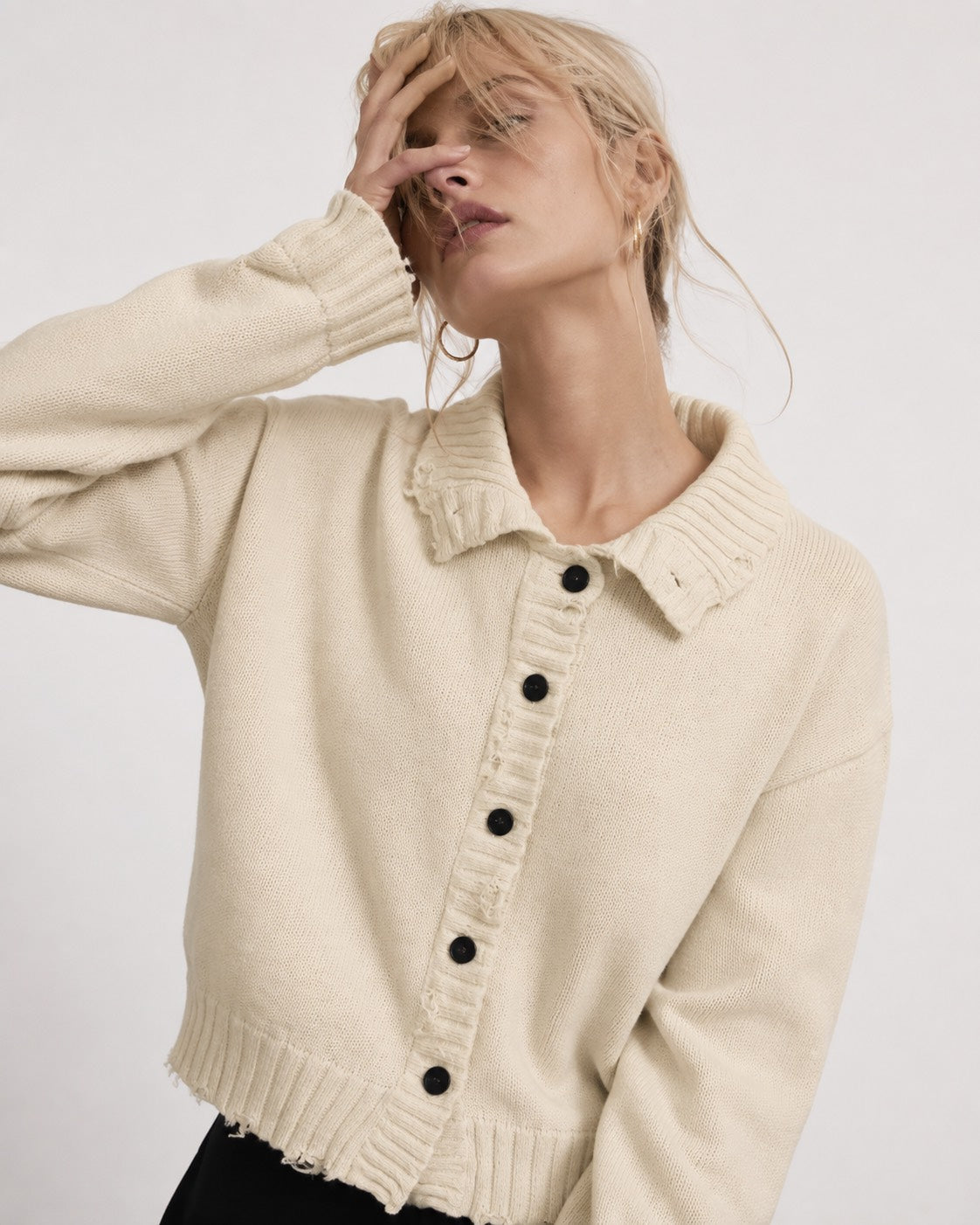DAMAGE CARDIGAN / IVORY